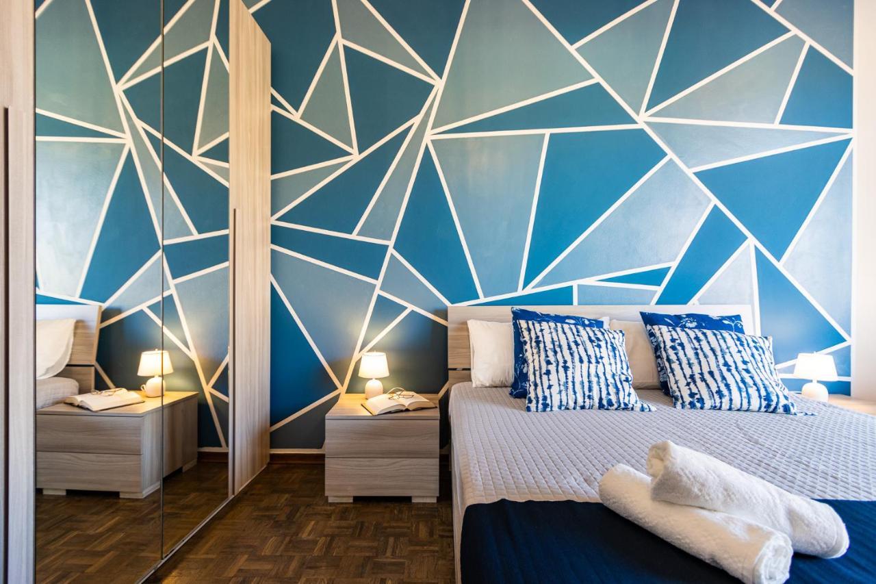 Blue Wave Apartment Arona - Lago Maggiore エクステリア 写真